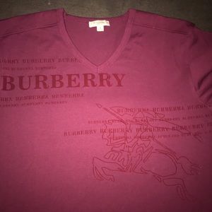 MENS BURBERRY V NECK SHIRT SIZE M